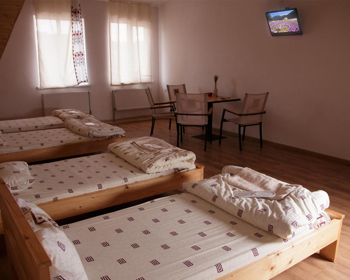 Hotel U Dvori Podgorodtsy Zewnętrze zdjęcie