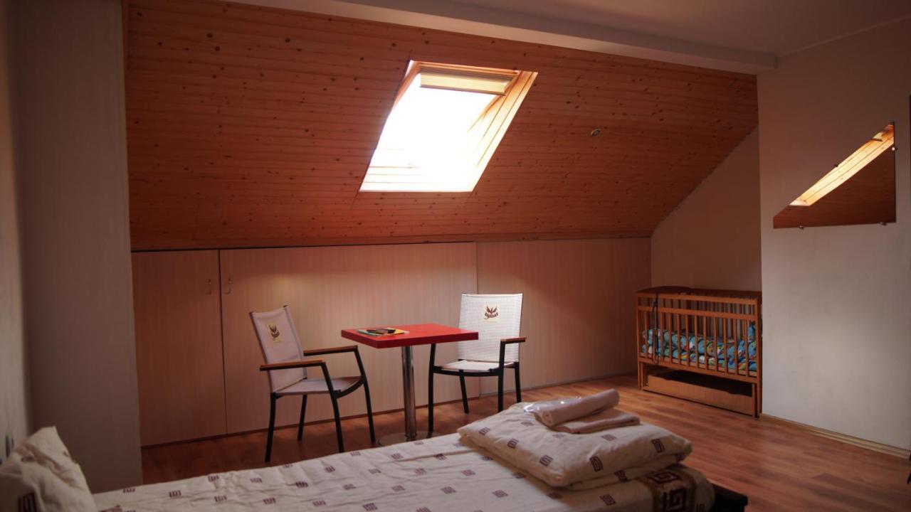 Hotel U Dvori Podgorodtsy Zewnętrze zdjęcie